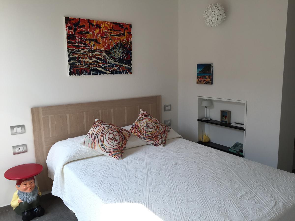 La Casa Di Andrea Relais Hotell Monterosso al Mare Exteriör bild